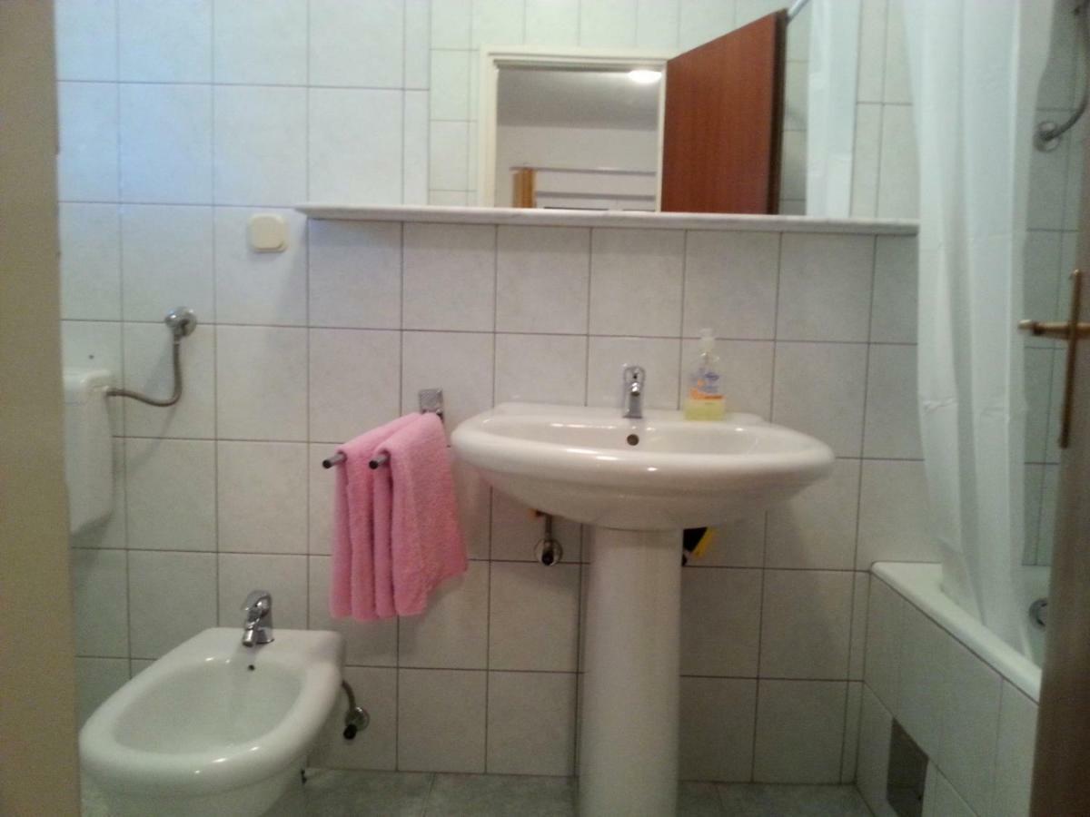Apartments Ria Baška Voda Dış mekan fotoğraf